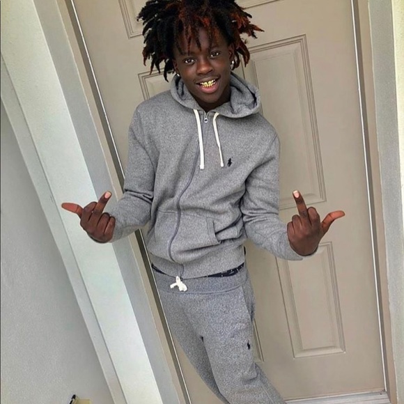 Meet your Posher, Devin - Picture 1 of 1